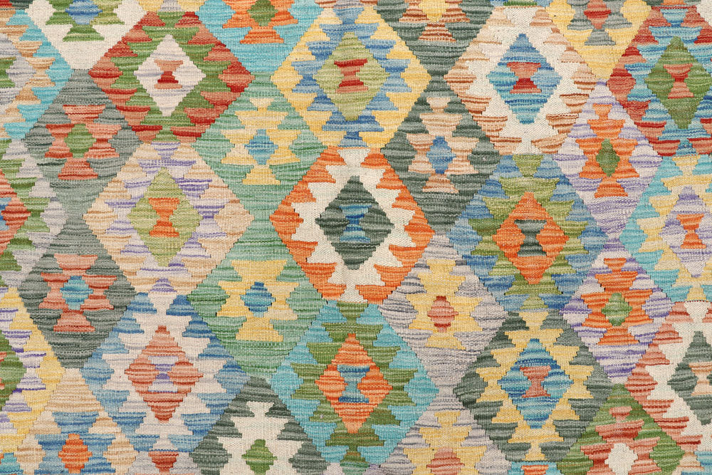 Multi Colored Kilim 5' 6 x 8' - No. 57742 - ALRUG Rug Store