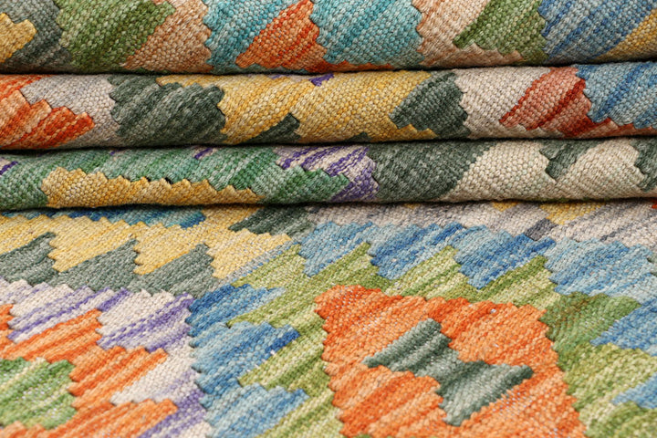 Multi Colored Kilim 5' 6 x 8' - No. 57742 - ALRUG Rug Store