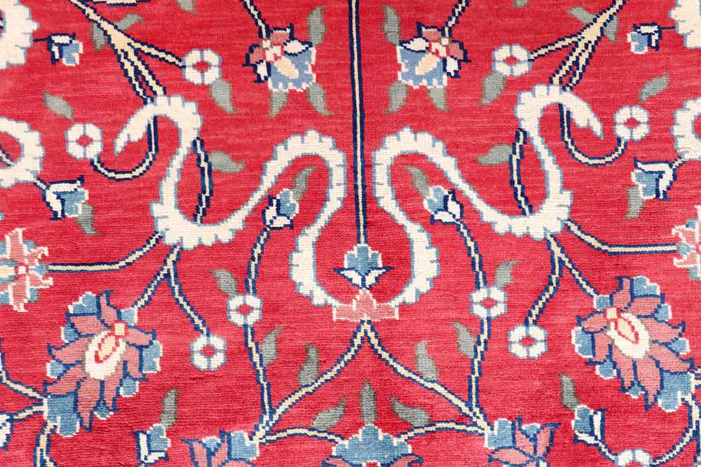 Crimson Prayer 4' 2 x 6' 1 - No. 57800 - ALRUG Rug Store