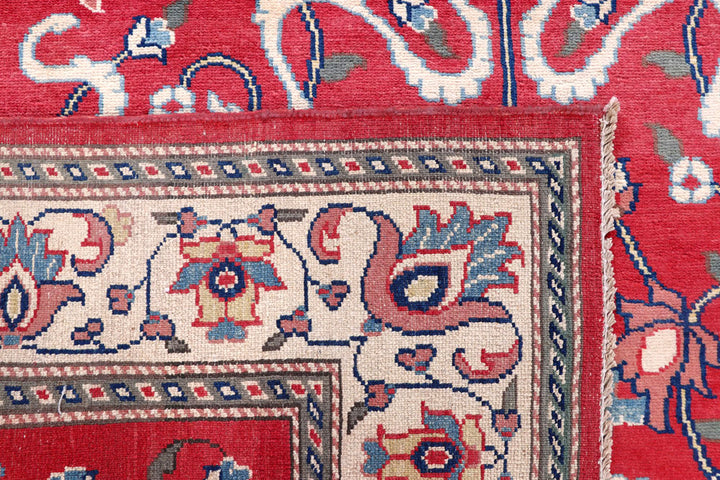 Crimson Prayer 4' 2 x 6' 3 - No. 57807 - ALRUG Rug Store