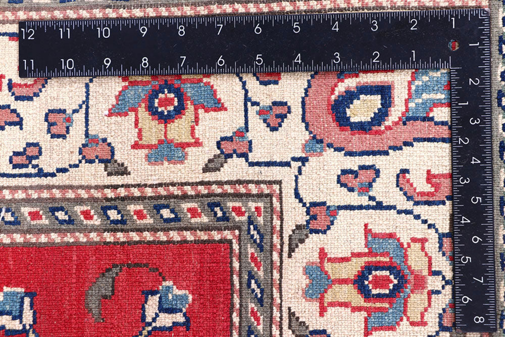 Crimson Prayer 4' 2 x 6' 3 - No. 57807 - ALRUG Rug Store