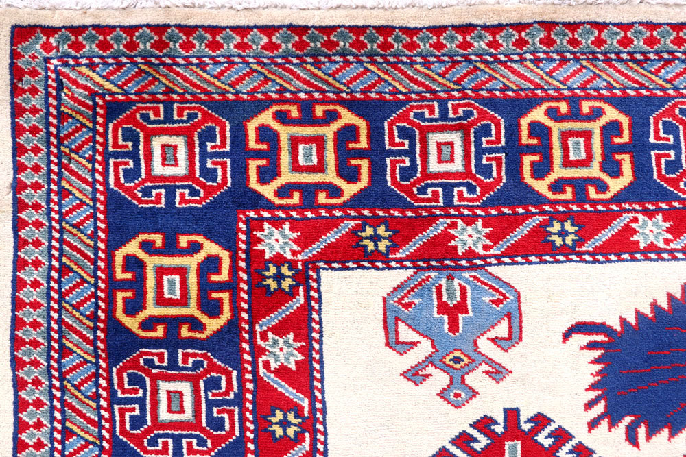 Blanched Almond Shirvan 4' 6 x 7' - No. 57809 - ALRUG Rug Store