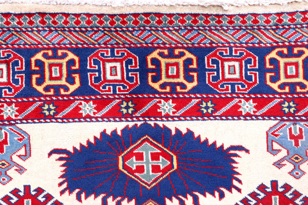 Blanched Almond Shirvan 4' 6 x 7' - No. 57809 - ALRUG Rug Store