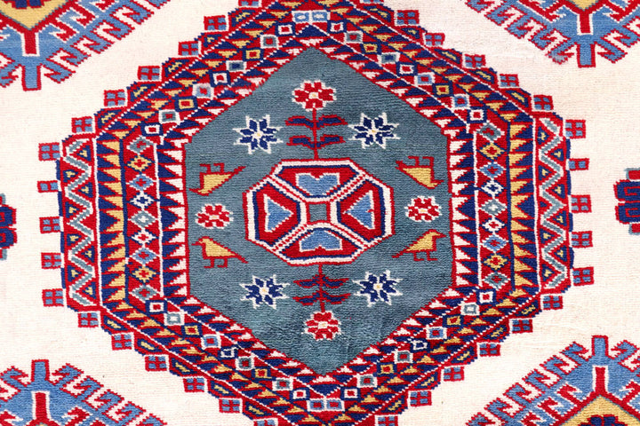 Blanched Almond Shirvan 4' 6 x 7' - No. 57809 - ALRUG Rug Store