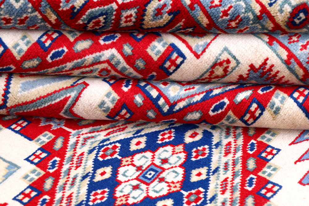 Antique White Shirvan 4' 9 x 5' 11 - No. 57810 - ALRUG Rug Store