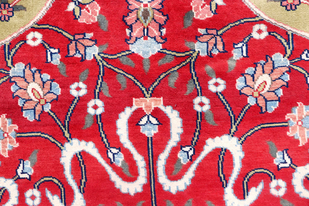 Crimson Prayer 4' 3 x 6' 5 - No. 57813 - ALRUG Rug Store