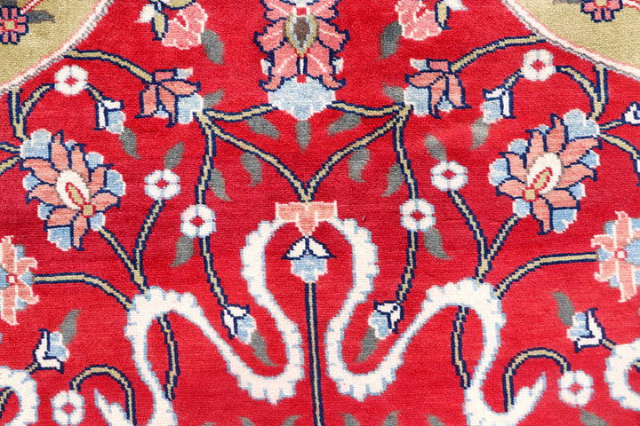 Crimson Prayer 4' 3 x 6' 5 - No. 57813 - ALRUG Rug Store