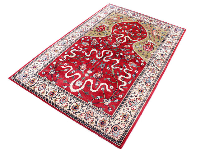 Crimson Prayer 4' 3 x 6' 5 - No. 57813 - ALRUG Rug Store