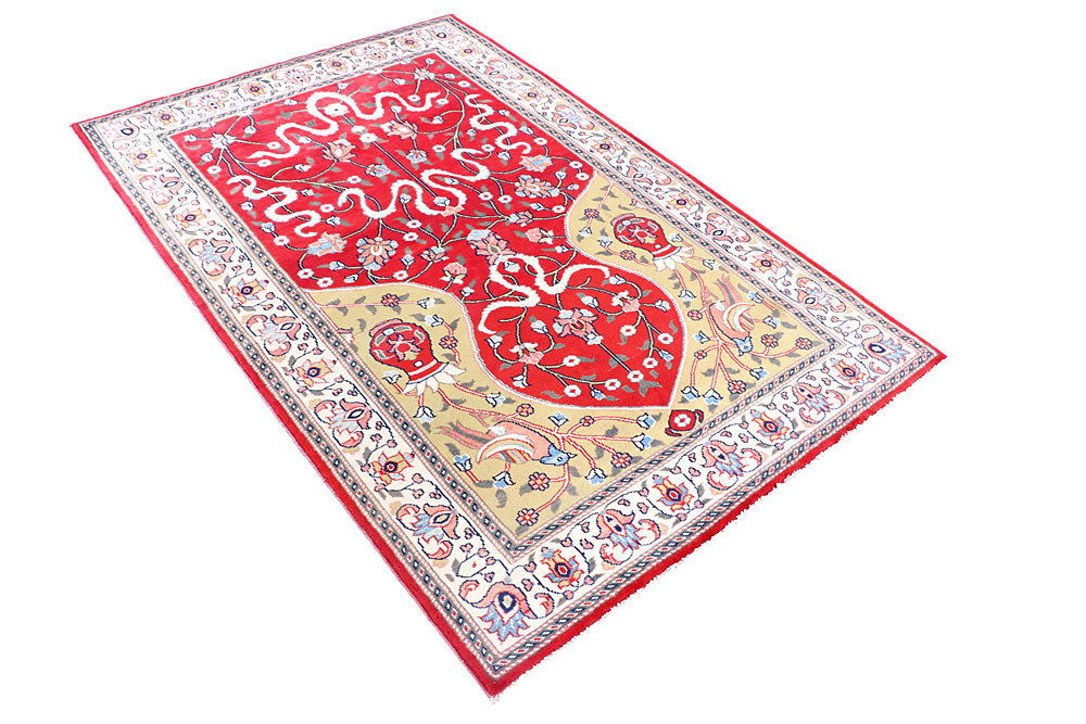 Crimson Prayer 4' 3 x 6' 5 - No. 57813 - ALRUG Rug Store