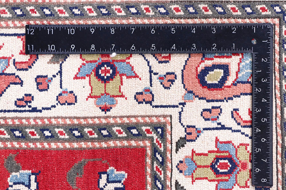 Crimson Prayer 4' 3 x 6' 5 - No. 57813 - ALRUG Rug Store