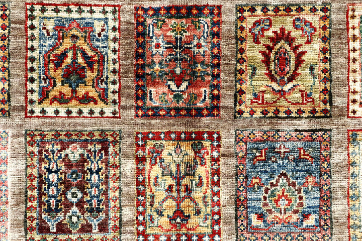 Tan Kazak 3' 10 x 6' 8 - No. 58177 - ALRUG Rug Store