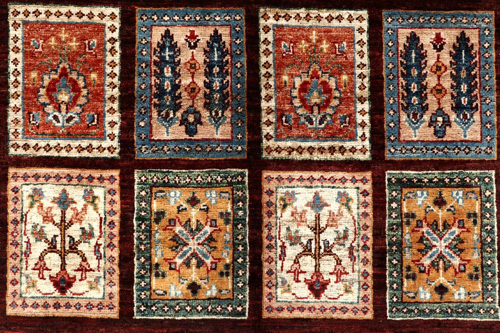 Kazak 4' 1 x 6' 10 - No. 58190 - ALRUG Rug Store