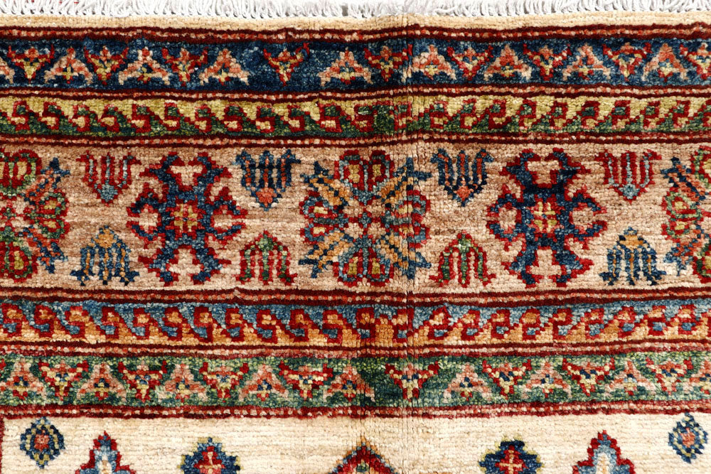 Cornsilk Kazak 3' 4 x 5' 4 - No. 58240 - ALRUG Rug Store