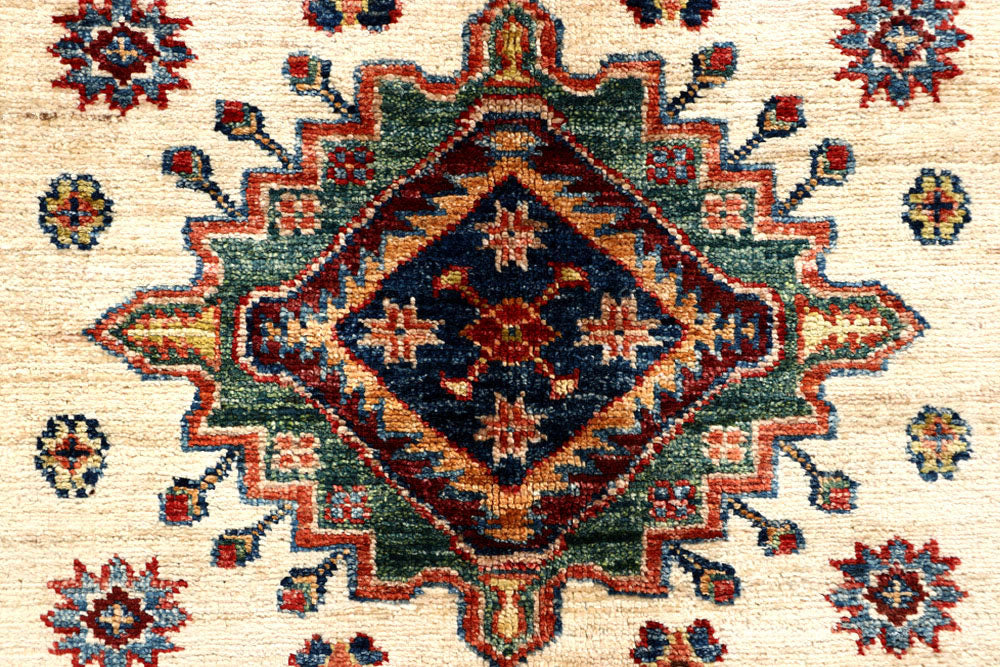 Cornsilk Kazak 3' 4 x 5' 4 - No. 58240 - ALRUG Rug Store
