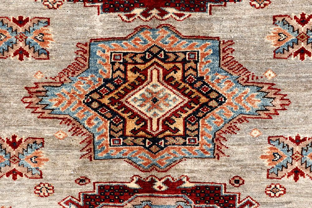 Kazak 4' 1 x 5' 9 - No. 58254 - ALRUG Rug Store