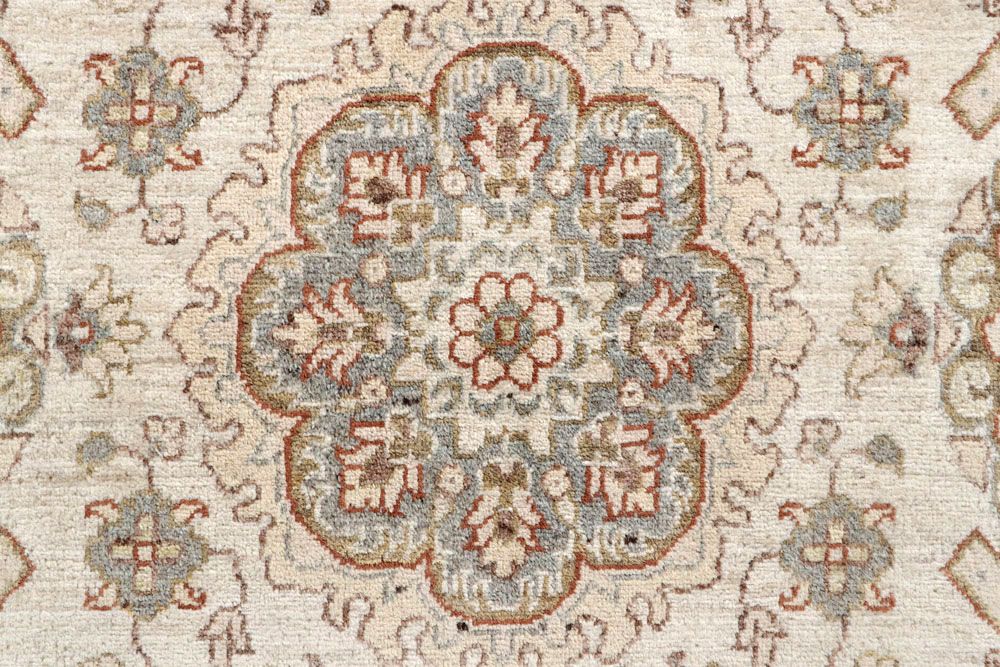 Ziegler 2' 7 x 6' 6 - No. 58277 - ALRUG Rug Store