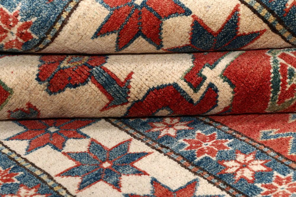 Kazak 3' 10 x 5' 5 - No. 58321 - ALRUG Rug Store