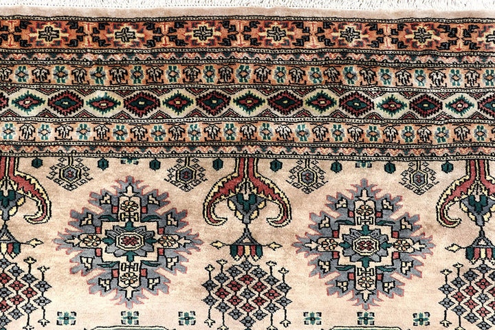 Bisque Caucasian 7'  10" x 11'  5" - No. QA39266