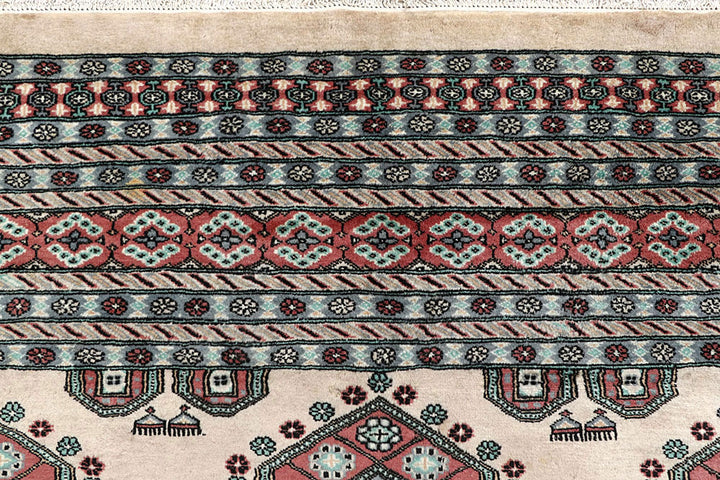 Bisque Caucasian 8'  2" x 10' " - No. QA26235