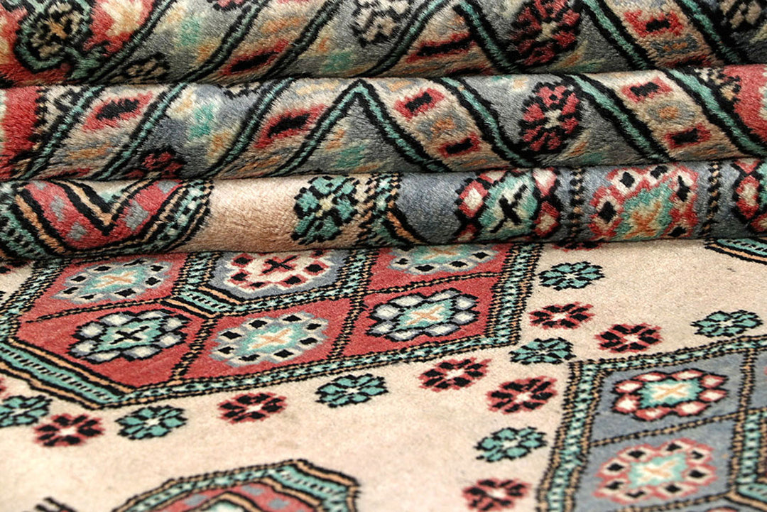 Bisque Caucasian 8'  2" x 10' " - No. QA26235