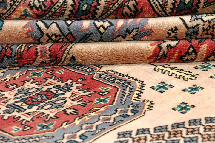 Burlywood Caucasian 7' 11 x 10' - No. 58385 - ALRUG Rug Store