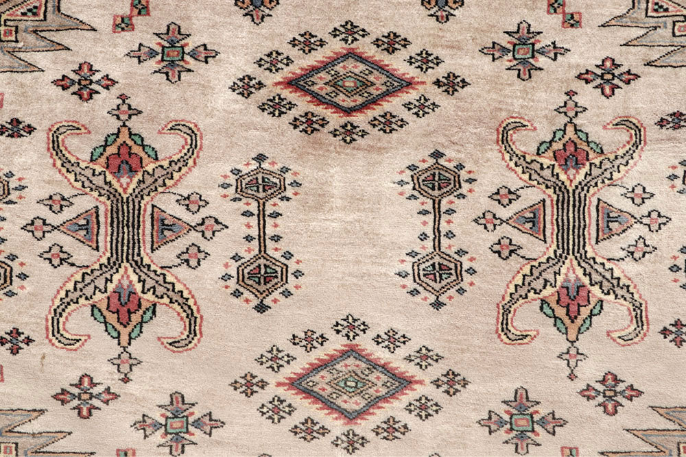 Burlywood Caucasian 8' 4 x 10' 1 - No. 58389 - ALRUG Rug Store