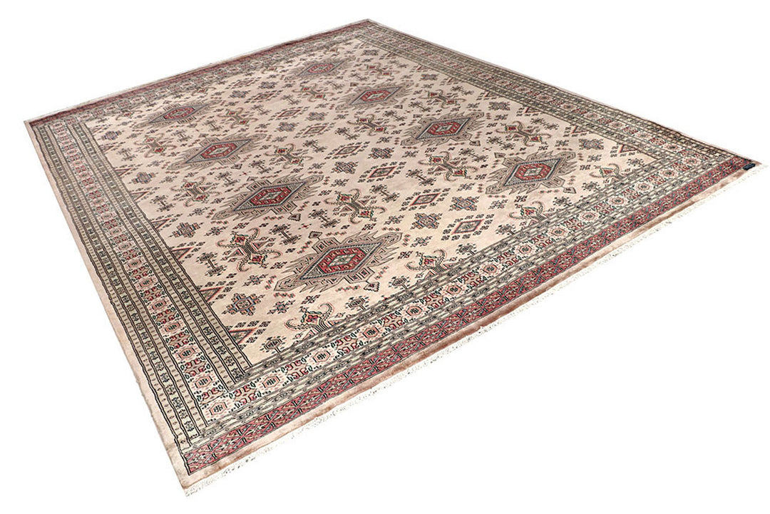 Burlywood Caucasian 8'  4" x 10'  1" - No. QA35369