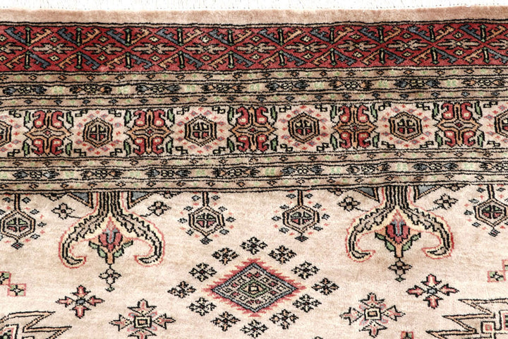 Burlywood Caucasian 8'  3" x 10'  4" - No. QA51344