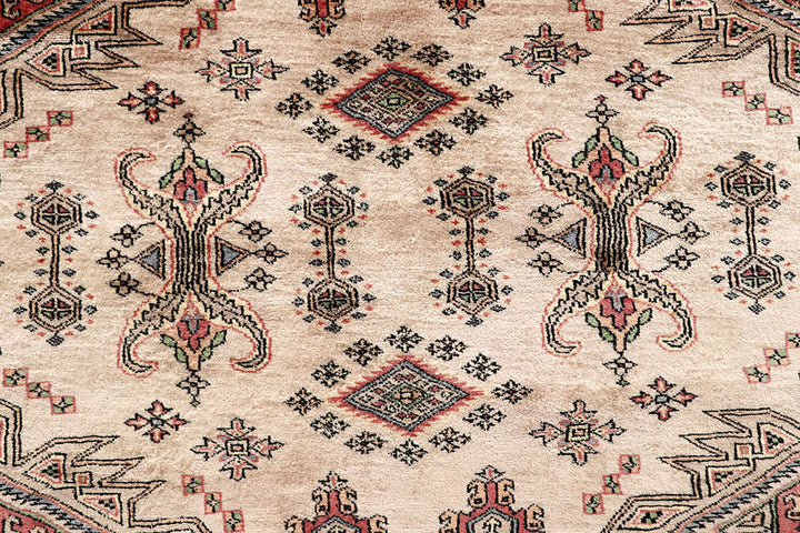 Burlywood Caucasian 8'  3" x 10'  4" - No. QA51344