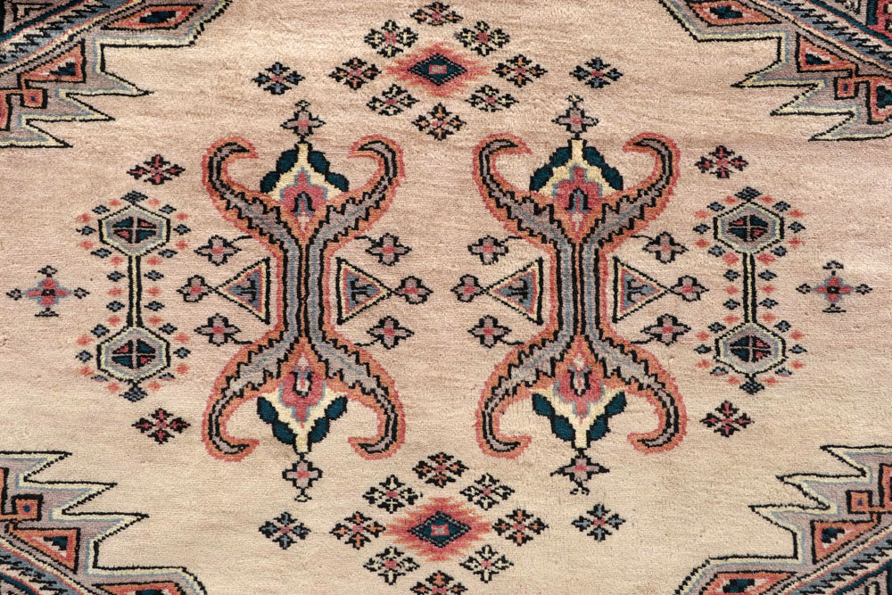 Peach Puff Caucasian 8' 4 x 9' 9 - No. 58392 - ALRUG Rug Store