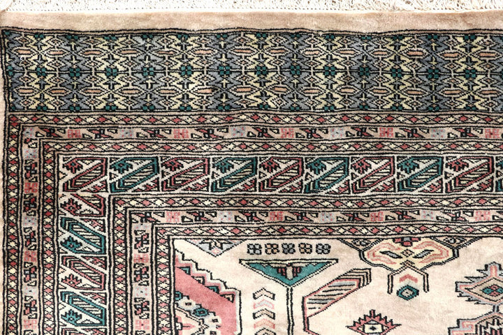 Bisque Caucasian 8' x 9' 6 - No. 58393 - ALRUG Rug Store