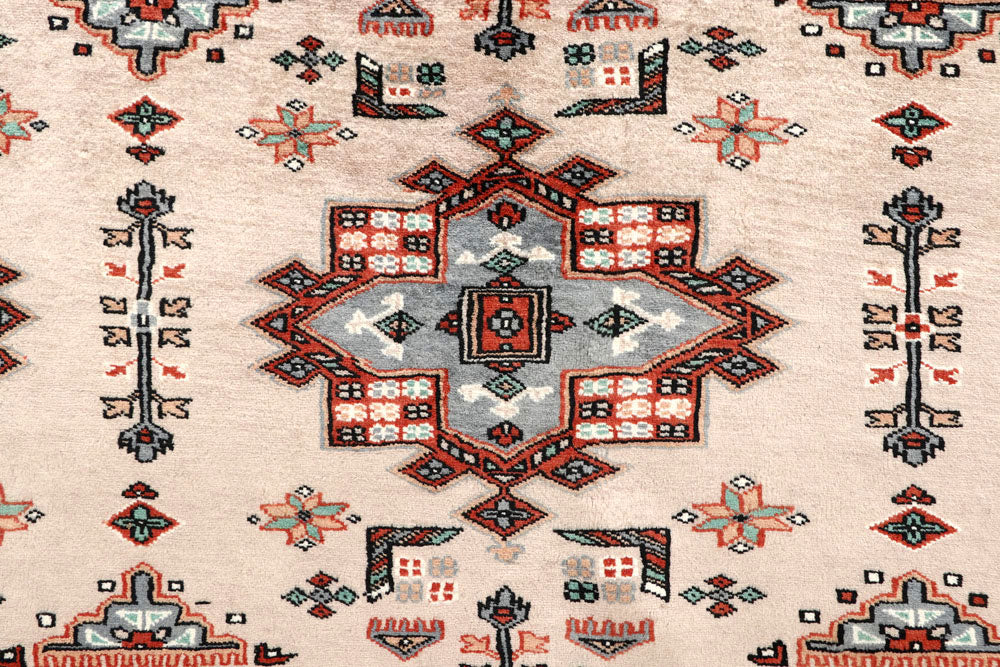 Bisque Caucasian 8' x 10' 10 - No. 58398 - ALRUG Rug Store