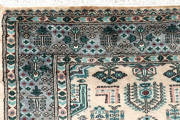 Blanched Almond Caucasian 7' 10 x 11' - No. 58399 - ALRUG Rug Store