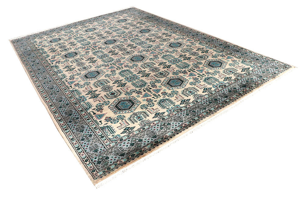 Blanched Almond Caucasian 7' 10 x 11' - No. 58399 - ALRUG Rug Store