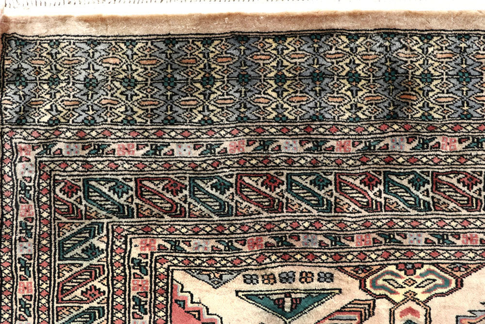 Bisque Caucasian 8' x 10' 7 - No. 58400 - ALRUG Rug Store