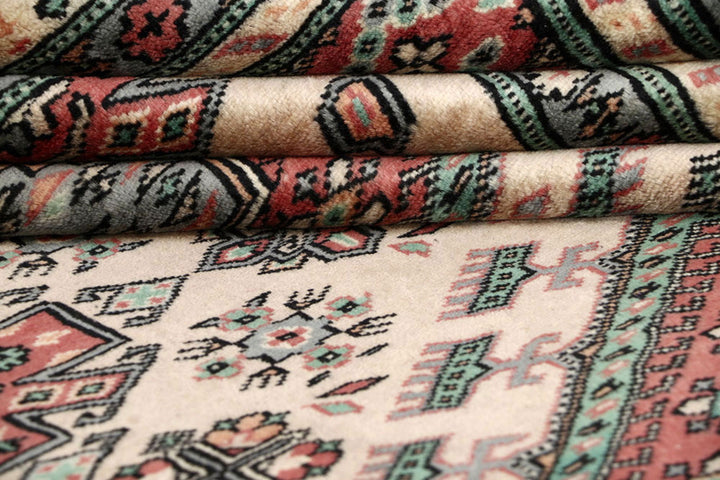 Bisque Caucasian 8'  2" x 10'  9" - No. QA51051