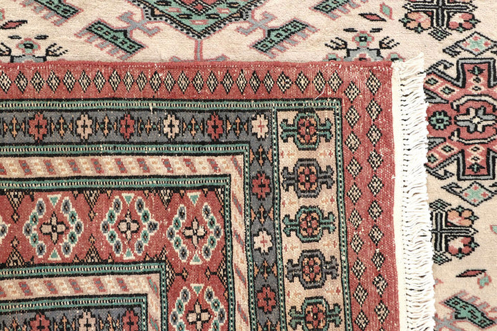 Bisque Caucasian 8'  2" x 10'  9" - No. QA51051