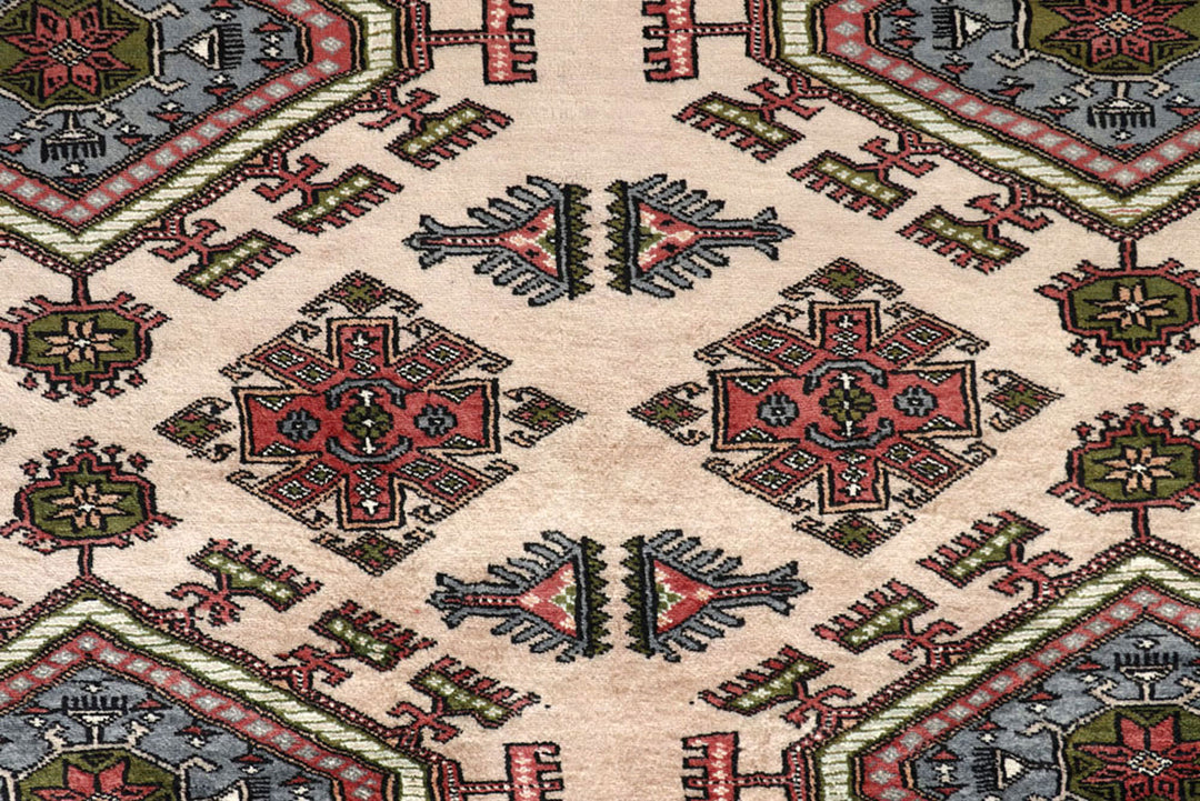 Bisque Caucasian 8'  x" 11'  3" - No. QA35607