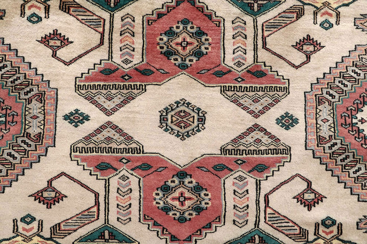 Bisque Caucasian 7'  10" x 10'  8" - No. QA47137