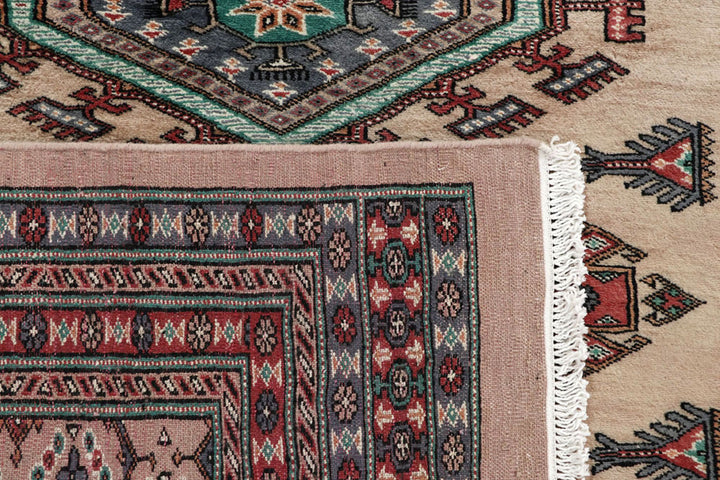 Wheat Caucasian 8'  1" x 11'  2" - No. QA64832