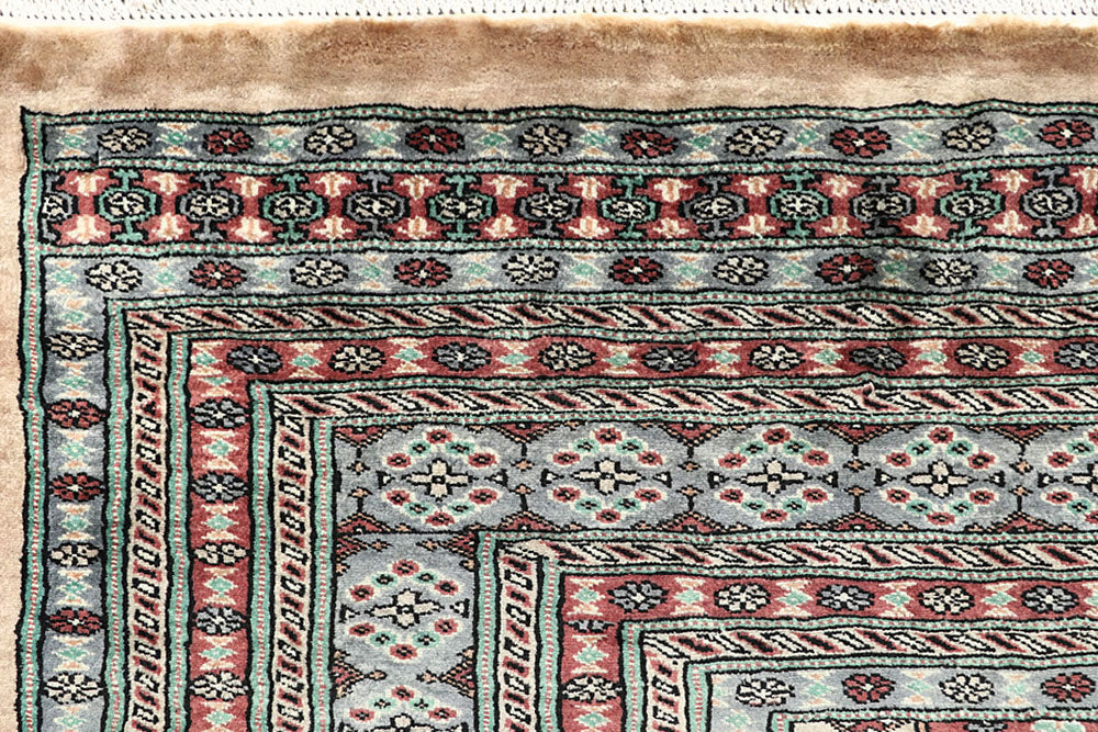 Bisque Caucasian 8' 2 x 11' 1 - No. 58415 - ALRUG Rug Store