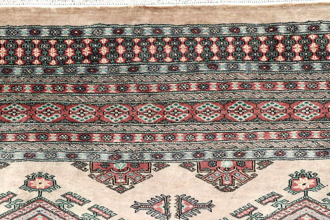 Bisque Caucasian 8'  2" x 10'  11" - No. QA66271