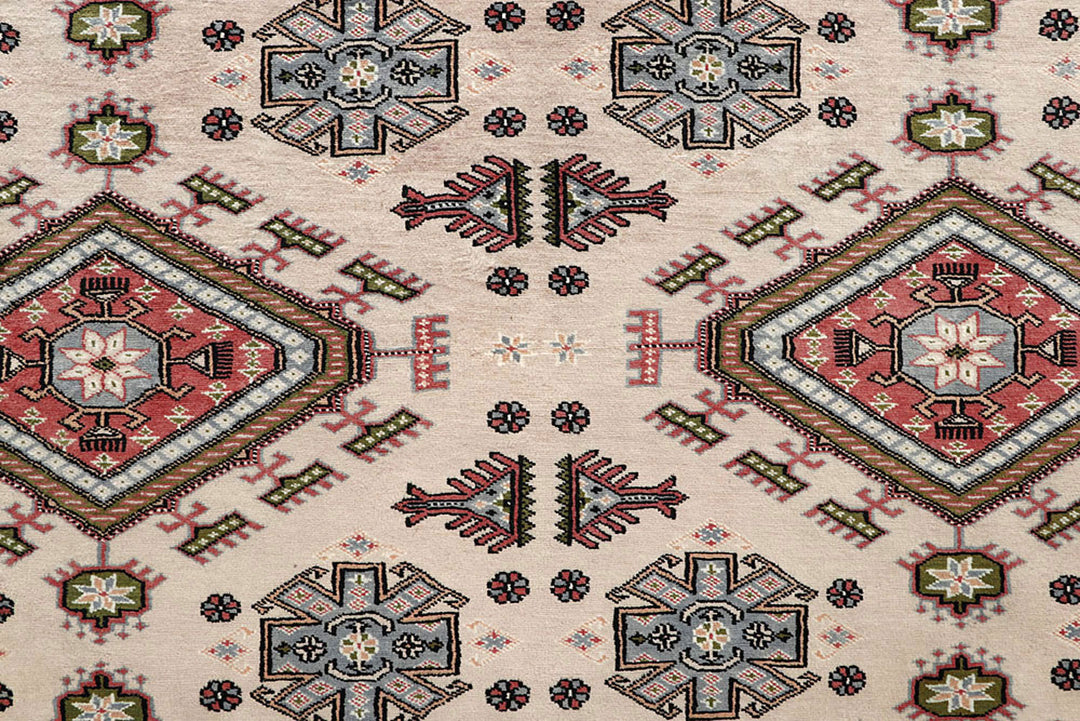 Bisque Caucasian 8'  x" 11'  1" - No. QA62812