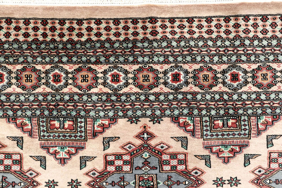 Bisque Caucasian 8'  1" x 10'  5" - No. QA32807