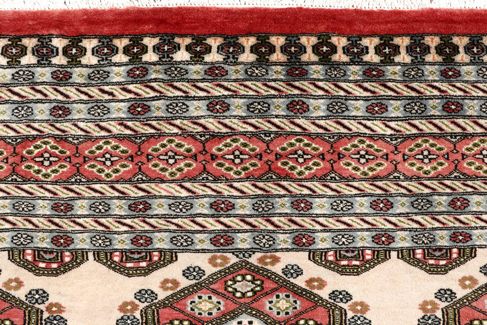 Cornsilk Caucasian 8' x 11' 3 - No. 58431 - ALRUG Rug Store