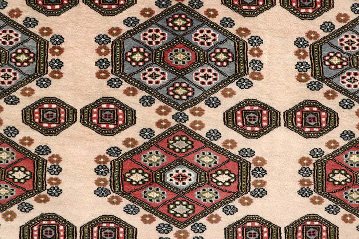 Cornsilk Caucasian 8'  x" 11'  3" - No. QA33634