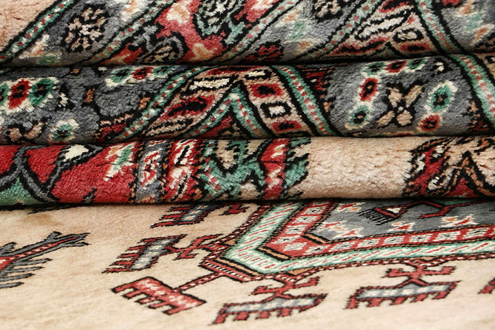 Bisque Caucasian 8'  2" x 10'  10" - No. QA57499