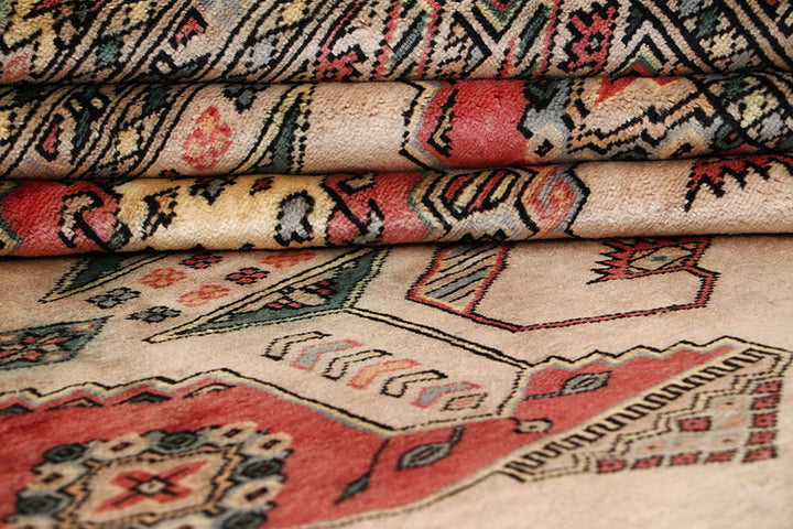 Bisque Caucasian 8'  2" x 10'  8" - No. QA39641