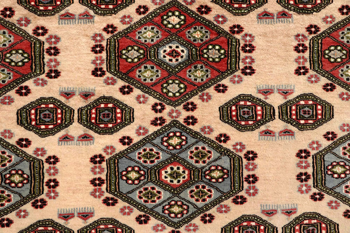 Cornsilk Caucasian 8' x 11' - No. 58436 - ALRUG Rug Store