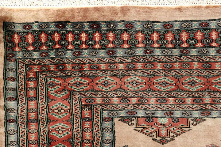 Bisque Caucasian 8'  2" x 10'  8" - No. QA26043